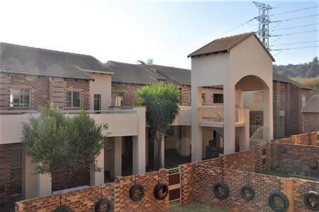 2 Bedroom Townhouse in Boardwalk Villas