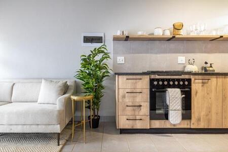 2 Bedroom Apartment in Equestria