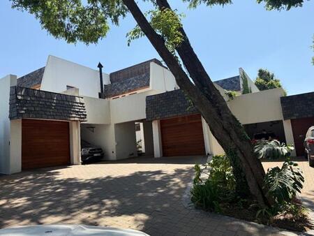 3 Bedroom Townhouse in Lynnrodene