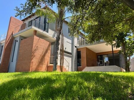 5 Bedroom Cluster in Waterkloof Ridge