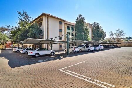 2 Bedroom Townhouse in Nieuw Muckleneuk