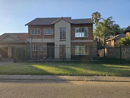 3 Bedroom House in Montana Park