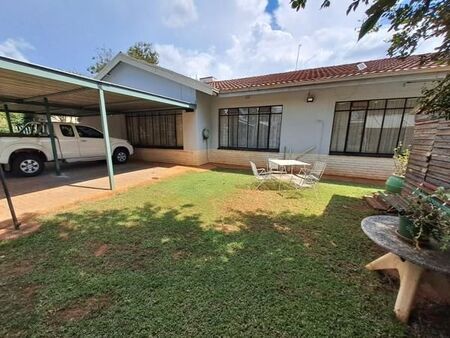 3 Bedroom House in Sinoville