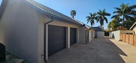 4 Bedroom House in Florauna