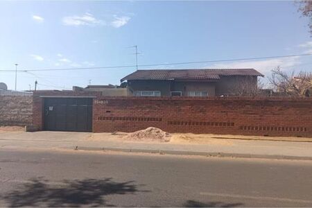 2 Bedroom House in Orlando East