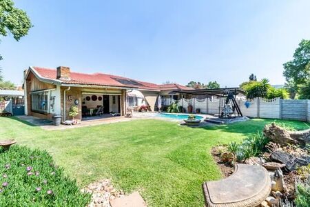 2 Bedroom House in Gezina