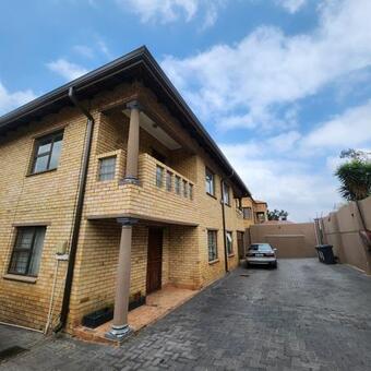 2 Bedroom Apartment in Marlboro Gardens