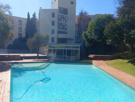 2 Bedroom Apartment in Sandhurst Ext 4