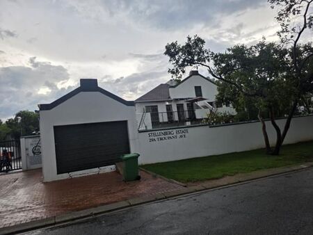 1 Bedroom Apartment in Magaliessig