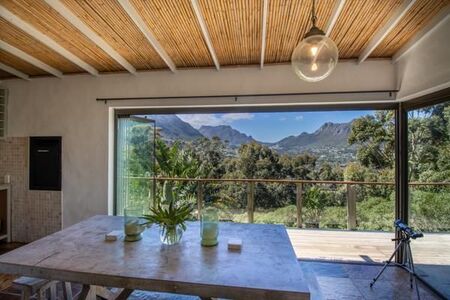 3 Bedroom House in Mount Rhodes