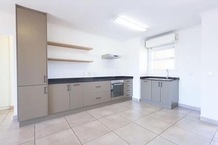 2 Bedroom Apartment in Langeberg Ridge