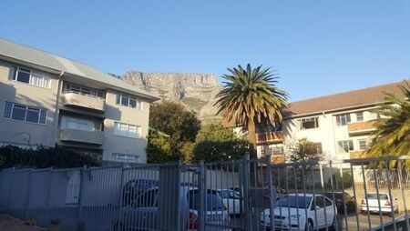 1 Bedroom Apartment in Oranjezicht