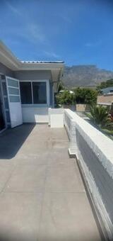 2 Bedroom Apartment in Vredehoek