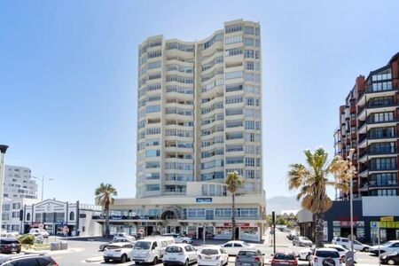 3 Bedroom Apartment in Strand Central