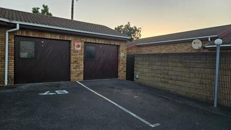 3 Bedroom Townhouse in Tyger Valley