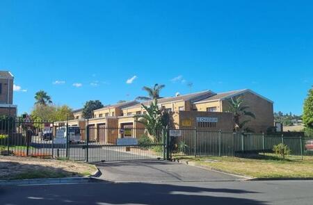 3 Bedroom Duplex in Stellenryk