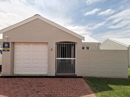 2 Bedroom Apartment in Fairway Heights