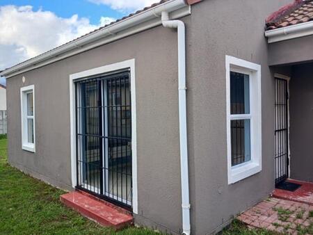 2 Bedroom House in Broadlands