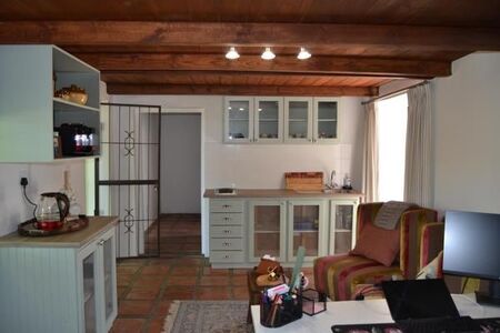 1 Bedroom House in Prince Alfred Hamlet