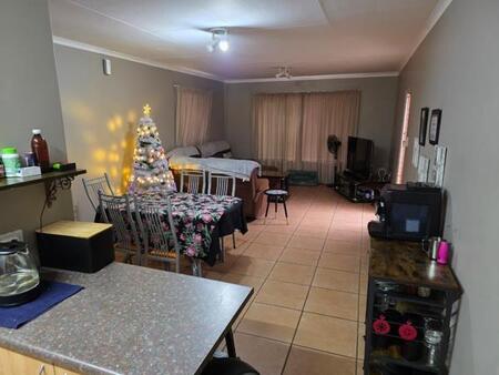 3 Bedroom Townhouse in Lydenburg