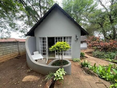 1 Bedroom Apartment in Louis Trichardt