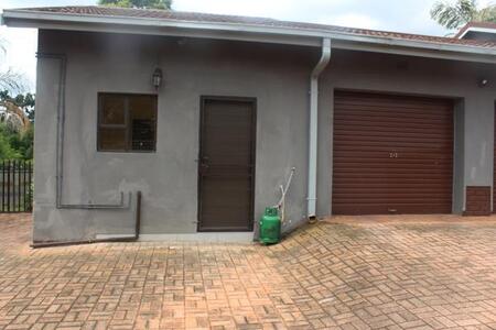 1 Bedroom House in Barberton