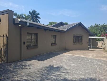 2 Bedroom House in Veld En Vlei