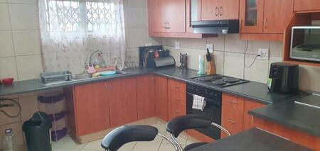 2 Bedroom Apartment in Veld En Vlei