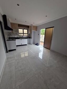 1 Bedroom Apartment in Pinelands