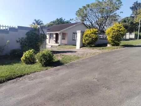 3 Bedroom House in Darnall