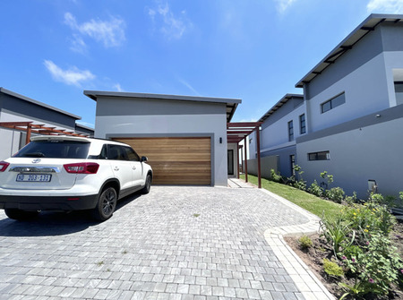 3 Bedroom House in Palm Lakes Estate