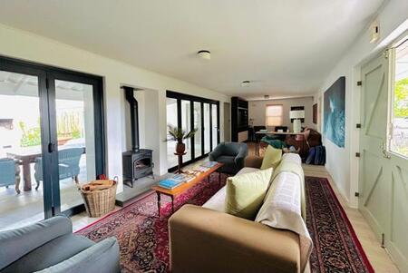 4 Bedroom House in Middedorp