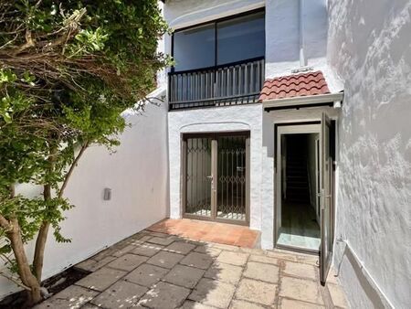 2 Bedroom Townhouse in Westcliff