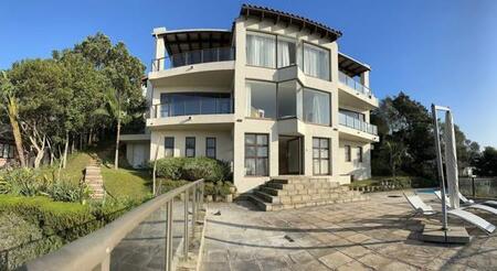 6 Bedroom House in Lower Robberg