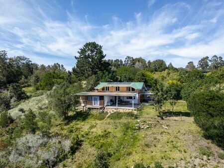 3 Bedroom House in Harkerville