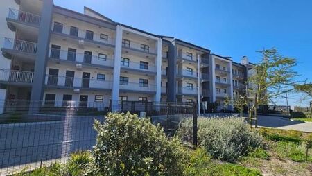 3 Bedroom Apartment in Olifantskop