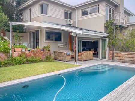 3 Bedroom House in Solar Beach