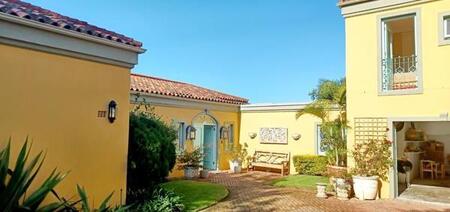 5 Bedroom House in Lower Robberg