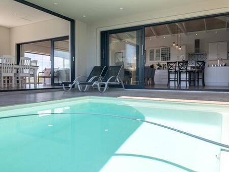 4 Bedroom House in Whale Rock Heights