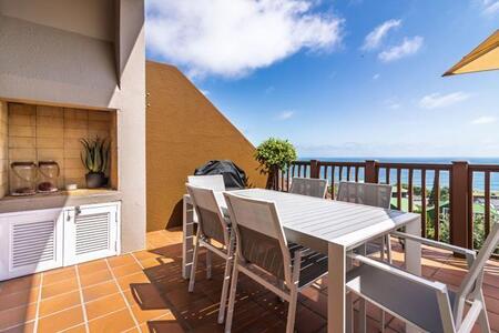 3 Bedroom Townhouse in Brenton on Sea