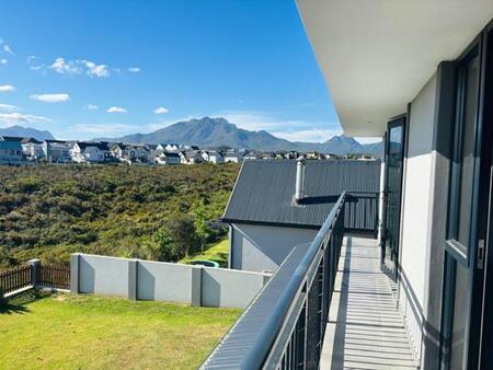 3 Bedroom House in Blue Mountain Village