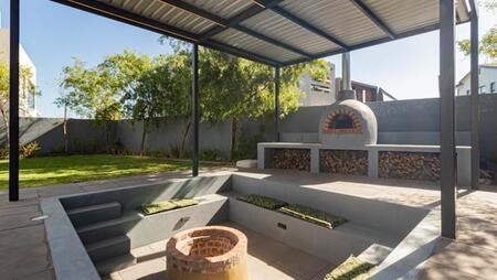 4 Bedroom House in Parklands North