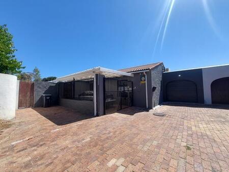 3 Bedroom House in Sunridge