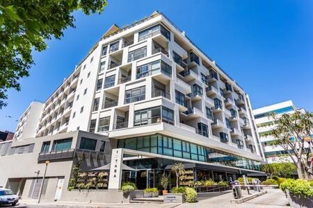 2 Bedroom Apartment in Claremont Upper