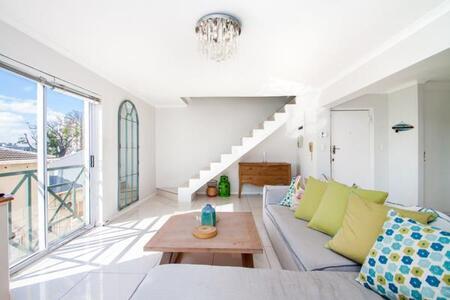 2 Bedroom Apartment in Claremont Upper