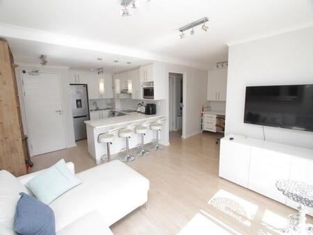 2 Bedroom Apartment in Claremont Upper