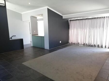 2 Bedroom Apartment in Claremont Upper