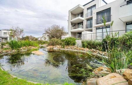 2 Bedroom Apartment in Century City