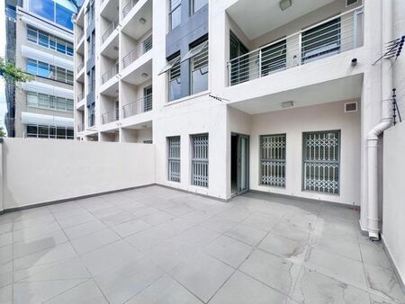 2 Bedroom apartment to rent in Claremont Upper, Cape Town