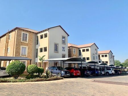 2 Bedroom apartment to rent in North Riding, Randburg